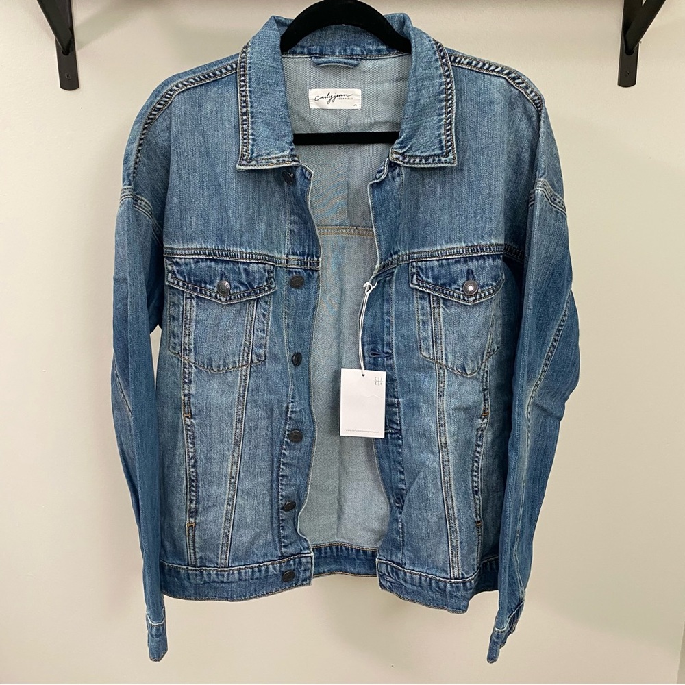 Medium Wash Oversized Denim Jacket - Picture 2 of 9